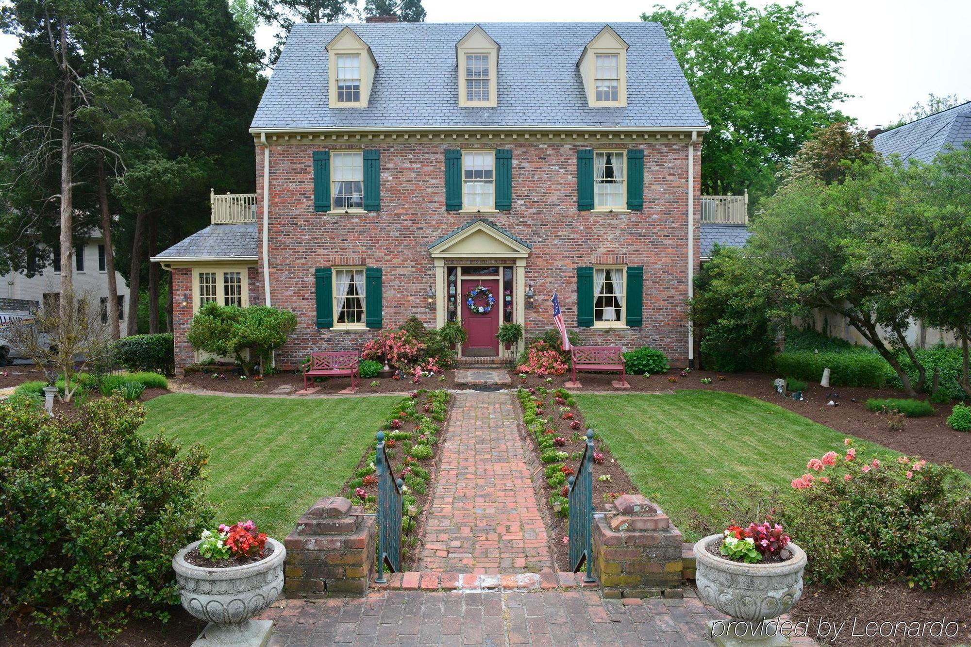Cedars Of Williamsburg Bed & Breakfast Exteriör bild