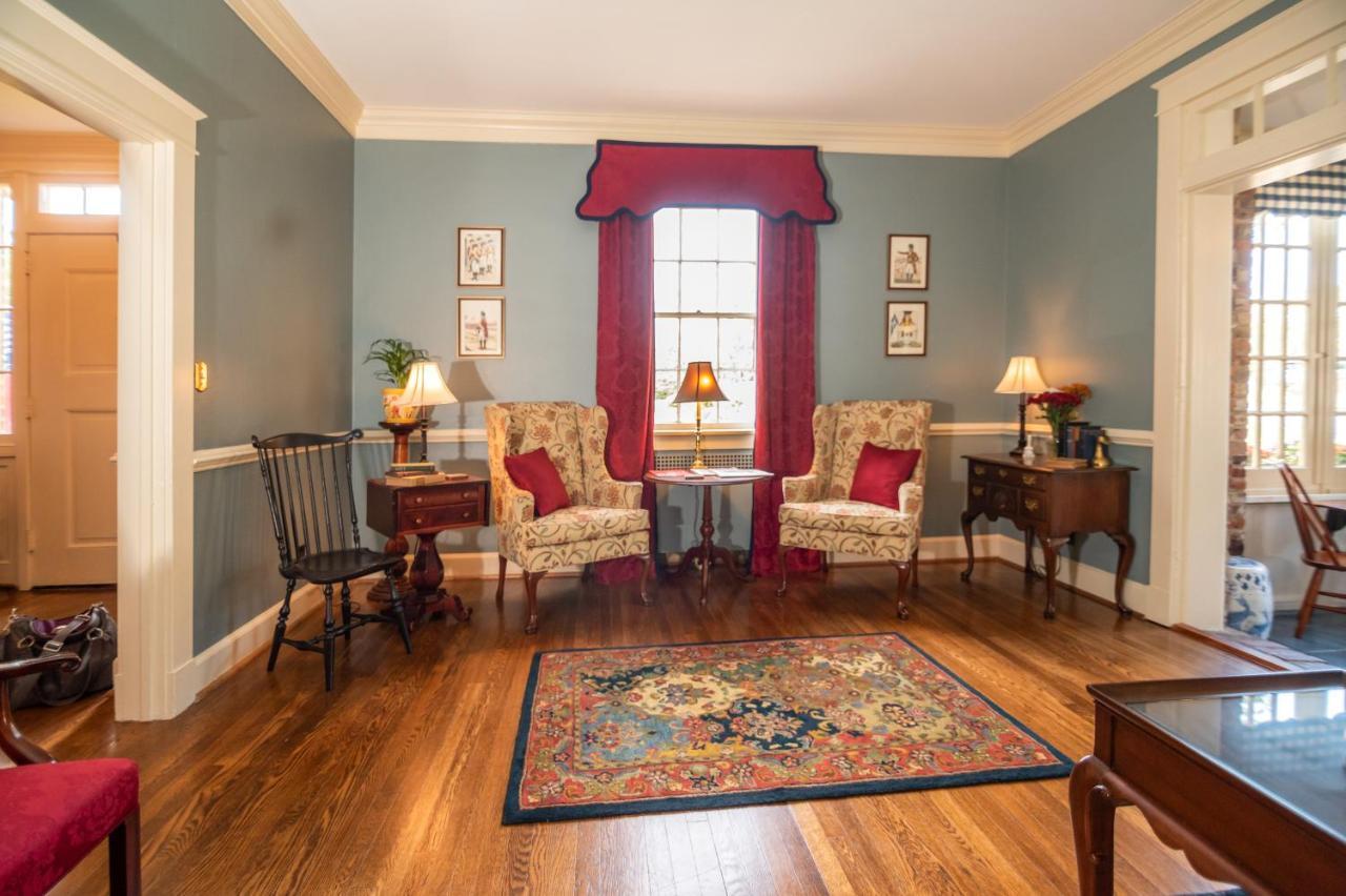 Cedars Of Williamsburg Bed & Breakfast Exteriör bild